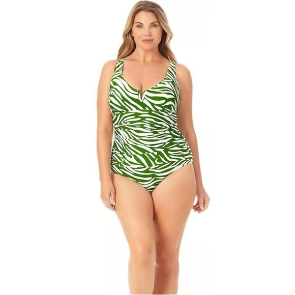 Anne Cole Green White Zebra Stripe V-Wire One Piece Swimsuit Size 18W Shirred - Picture 1 of 10